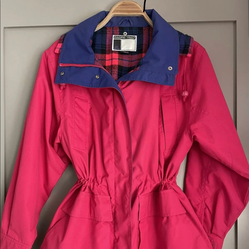 Vintage Pacific Trail Jacket Hot Pink Size Medium